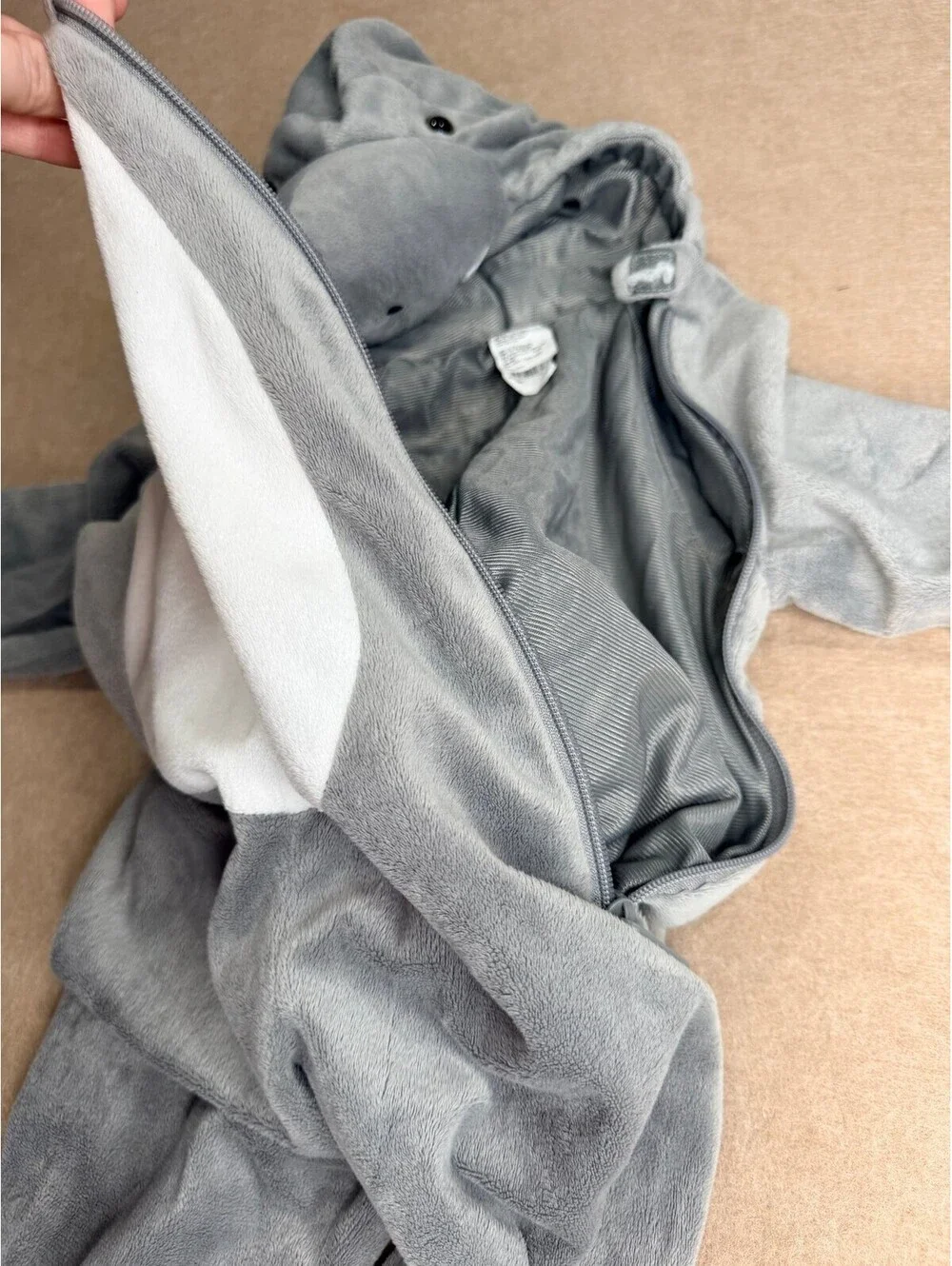 Kids shark costume plush hooded jumpsuit halloween cosplay dress up 18-24mo.